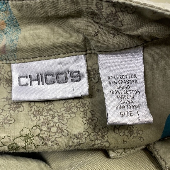 Chico's Floral Embroidered Button up Jacket Size 1 Medium - Picture 3 of 6